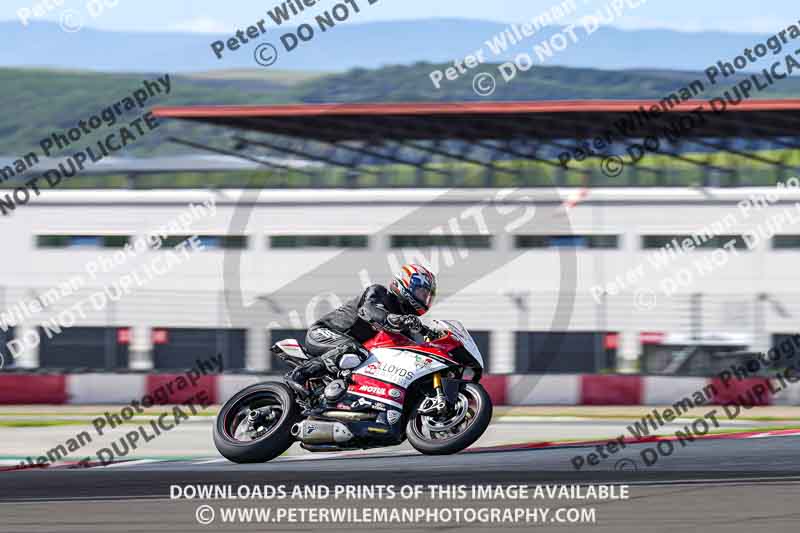 Circuito de Navarra;Spain;event digital images;motorbikes;no limits;peter wileman photography;trackday;trackday digital images